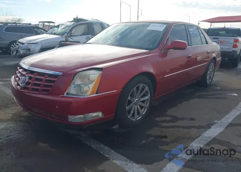 2006 Cadillac Dts Performance z USA, uszkodzony, nr VIN 1G6KD57956U230233